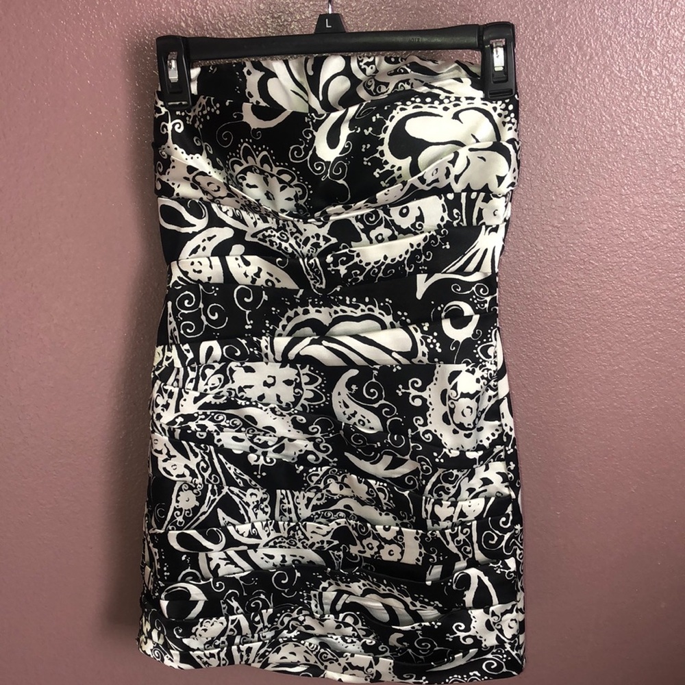 Cute Black and White Strapless Cocktail Dress